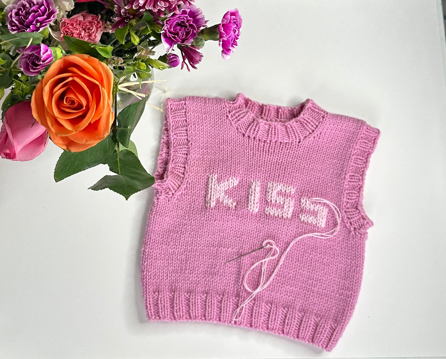 PDF: kiss me knit colorwork chart (no pattern)